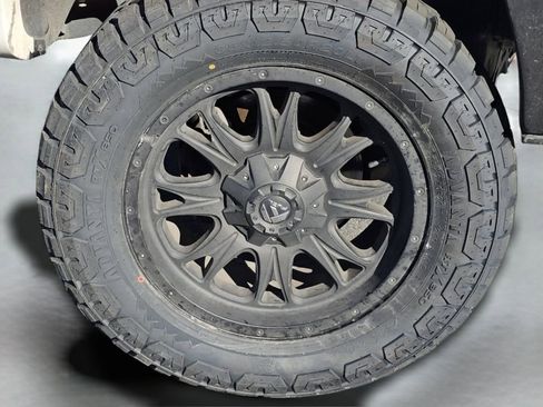 Used 2012 Ford F150 Platinum AWD/4WD image 19