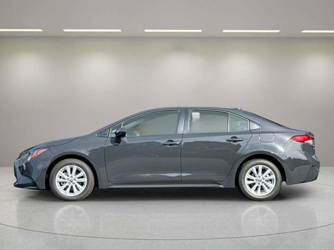 New 2026 Toyota Corolla LE FWD image 9