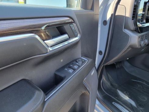 Used 2024 Chevrolet Silverado 1500 RST w/ Convenience Package II AWD/4WD image 7