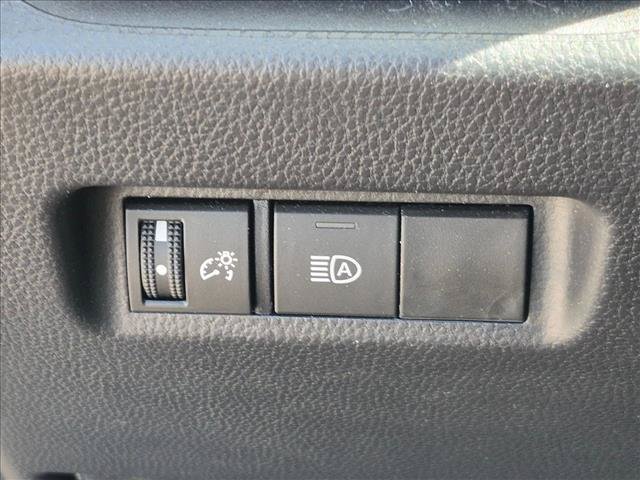 Used 2025 Toyota RAV4 LE FWD image 13