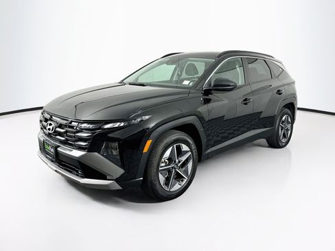 Used 2025 Hyundai Tucson SEL AWD/4WD image 3