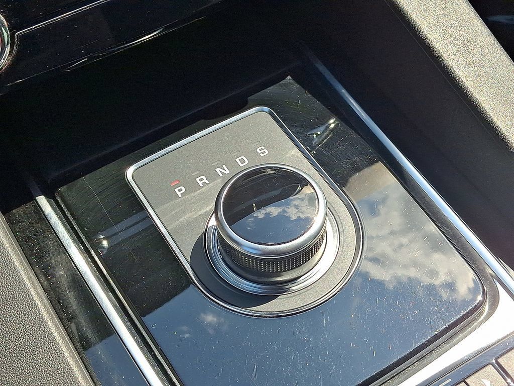 Used 2020 Jaguar F-PACE Premium AWD/4WD image 4