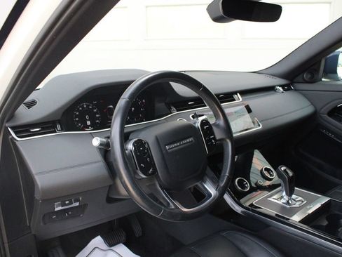 Used 2020 Land Rover Range Rover Evoque SE AWD/4WD image 2