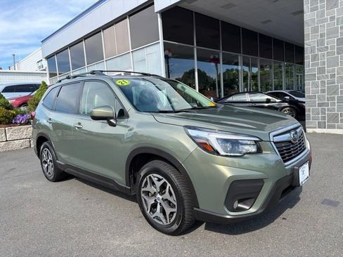 Used 2021 Subaru Forester Premium AWD/4WD image 1
