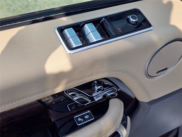 Used 2020 Land Rover Range Rover HSE AWD/4WD image 15