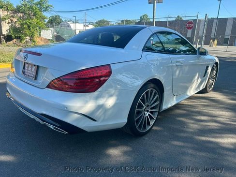 Used 2018 Mercedes-Benz SL 550 image 21
