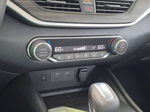 New 2026 Nissan Altima 2.5 SV w/ SV Special Edition Package FWD image 22