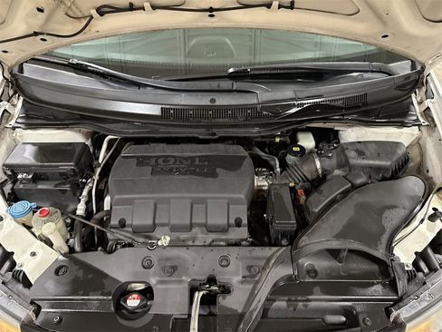 Used 2015 Honda Odyssey Touring Elite image 26
