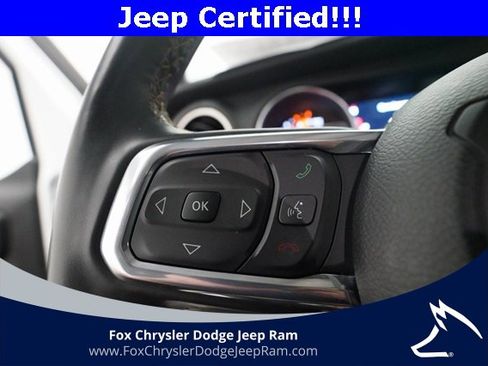 Used 2023 Jeep Wrangler Altitude image 17