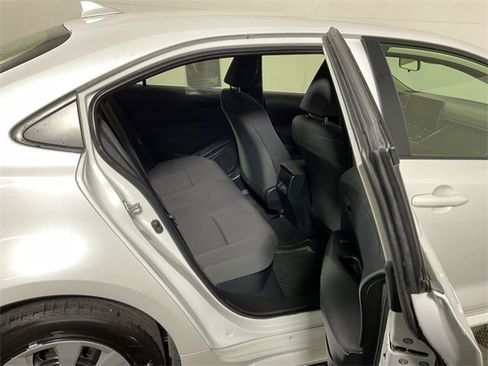 Used 2024 Toyota Corolla LE image 33