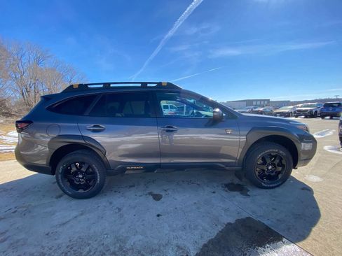 Certified 2022 Subaru Outback Wilderness w/ Wilderness Package image 7