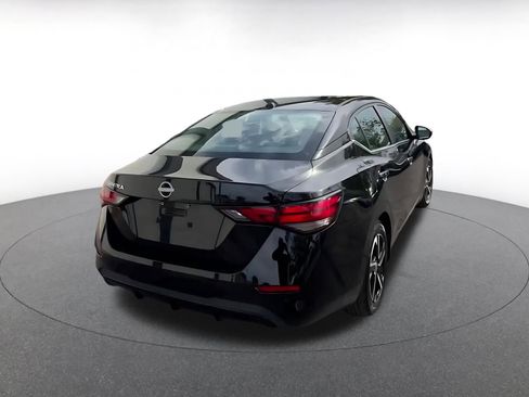 Used 2025 Nissan Sentra SV image 14