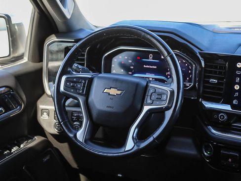 Used 2022 Chevrolet Silverado 1500 LTZ image 15