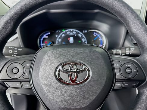 New 2025 Toyota RAV4 XLE image 14
