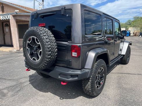 Used 2016 Jeep Wrangler Unlimited Rubicon AWD/4WD image 5