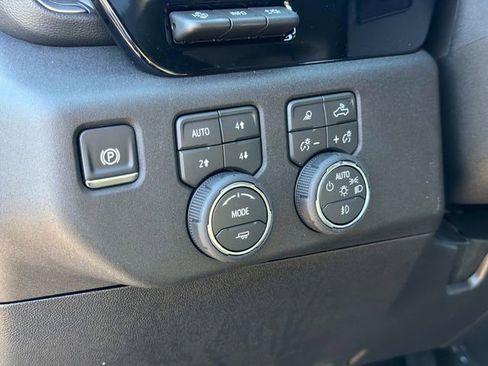 New 2026 Chevrolet Silverado 2500 High Country w/ High Country Premium Package AWD/4WD image 25