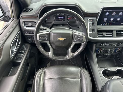 Used 2021 Chevrolet Tahoe LT w/ LT Signature Package image 29