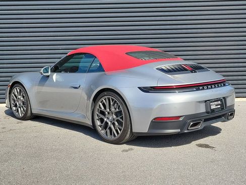 Certified 2025 Porsche 911 Carrera RWD image 3