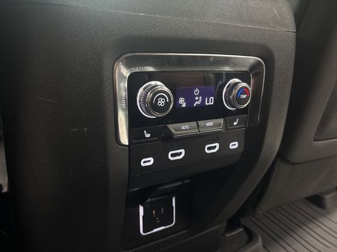 Used 2023 GMC Yukon XL Denali Ultimate w/ LPO, Floor Liner Package image 52
