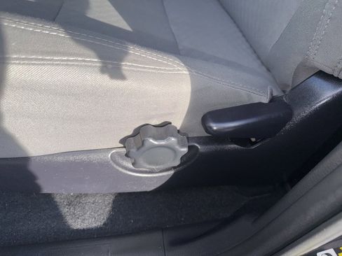 Certified 2020 Toyota Tacoma SR w/ SR Convenience Package image 24