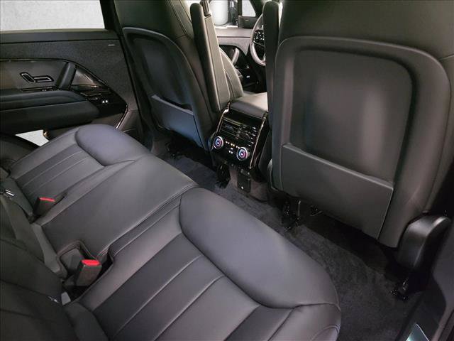 New 2027 Land Rover Range Rover Sport Dynamic SE AWD/4WD image 11