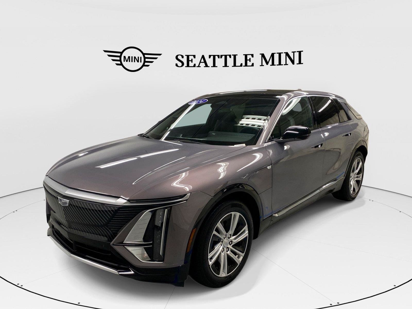 Used 2024 Cadillac Lyriq Tech AWD/4WD image 1