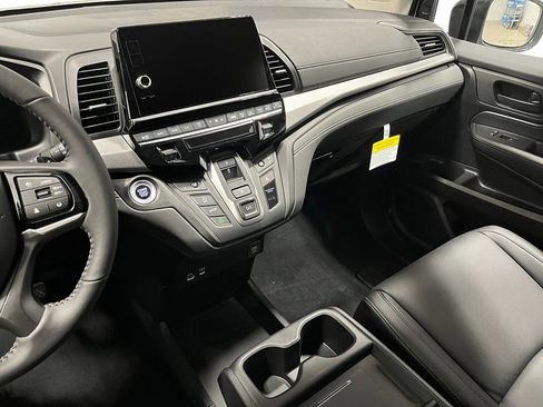 New 2026 Honda Odyssey EX-L image 17