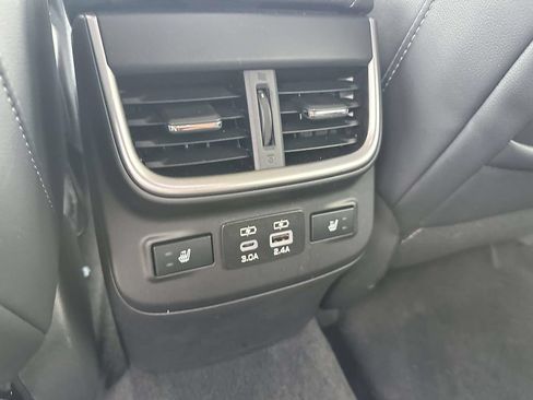 Certified 2023 Subaru Outback Limited AWD/4WD image 9