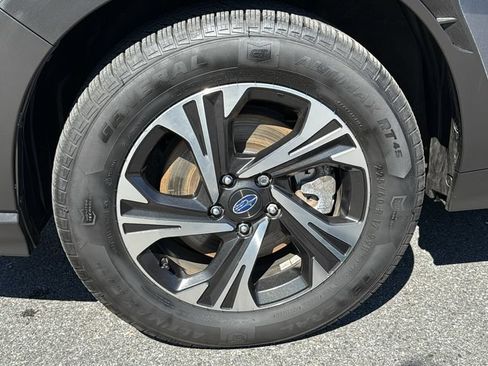 Used 2024 Subaru Crosstrek 2.0i Premium AWD/4WD image 8