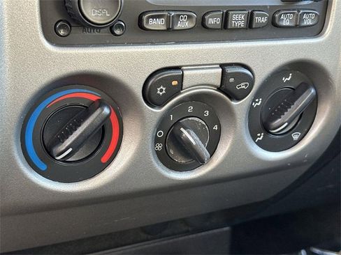 Used 2010 GMC Canyon SLT image 33