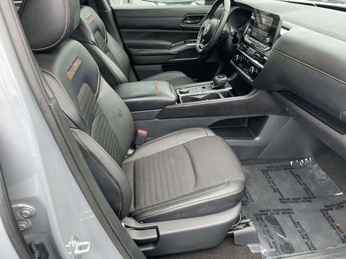 Used 2024 Nissan Pathfinder Rock Creek image 47