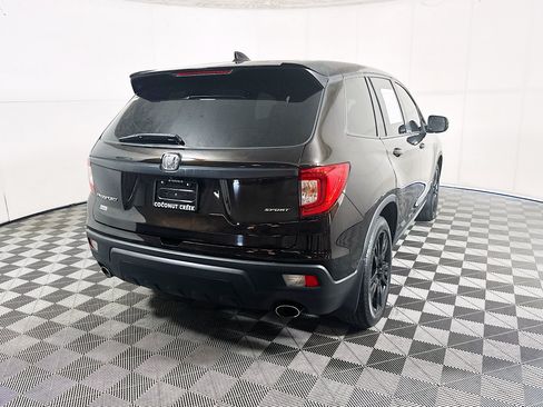 Used 2021 Honda Passport Sport image 3