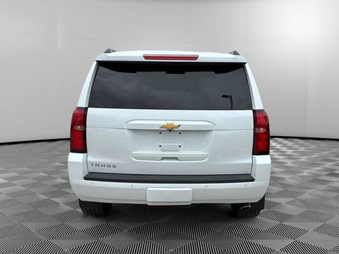 Used 2019 Chevrolet Tahoe LT w/ LT Signature Package AWD/4WD image 4