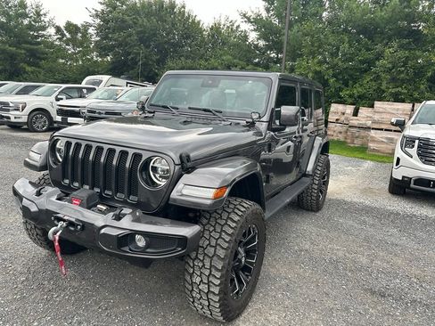 Used 2021 Jeep Wrangler Unlimited Sahara AWD/4WD image 2