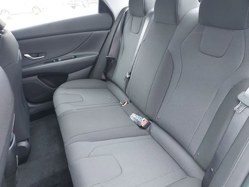 New 2026 Hyundai Elantra SE FWD image 27