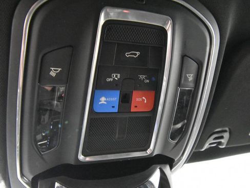 Used 2022 Jeep Wagoneer Series II image 24