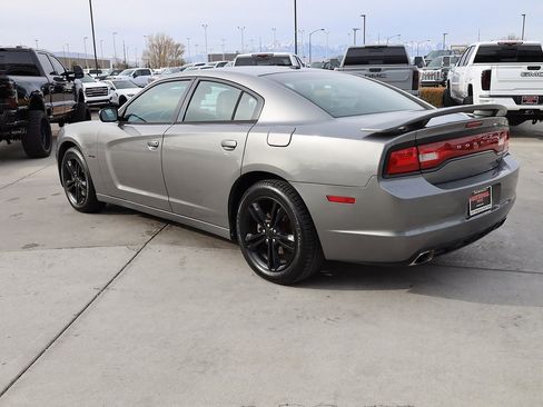 Used 2011 Dodge Charger R/T image 4