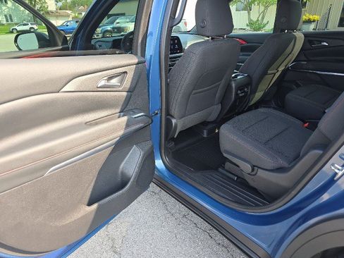 Used 2024 Chevrolet Traverse Z71 w/ LPO, Floor Liner Package AWD/4WD image 33