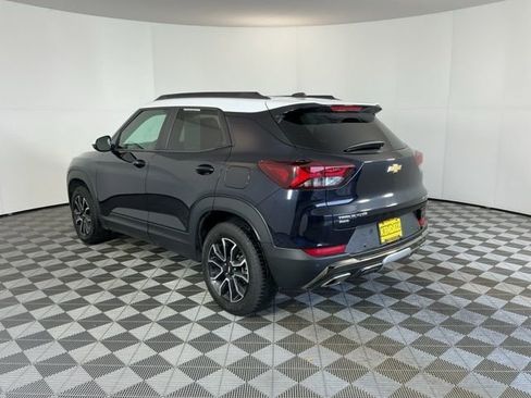 Used 2021 Chevrolet TrailBlazer ACTIV w/ Sun and Liftgate Package image 7