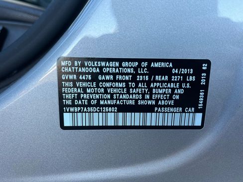 Used 2013 Volkswagen Passat 2.5 SE FWD image 32