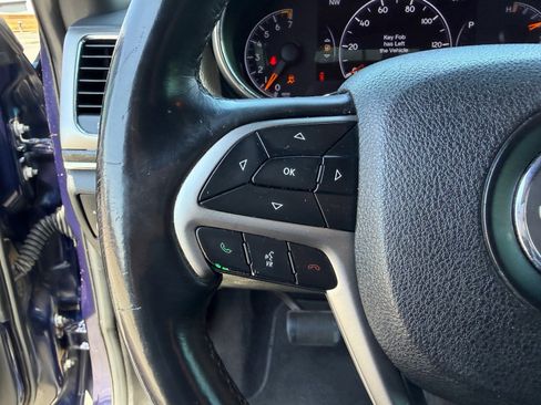 Used 2018 Jeep Grand Cherokee Limited RWD image 18