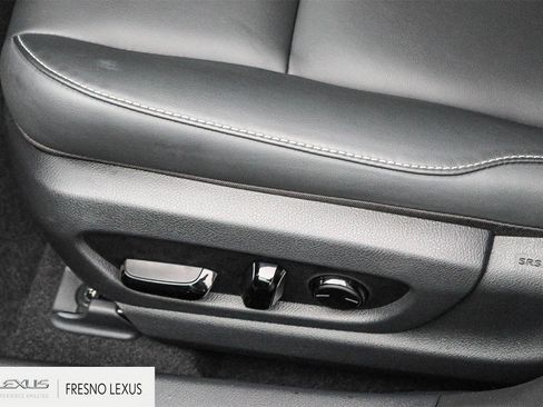 Used 2025 Lexus UX 300h FWD image 21