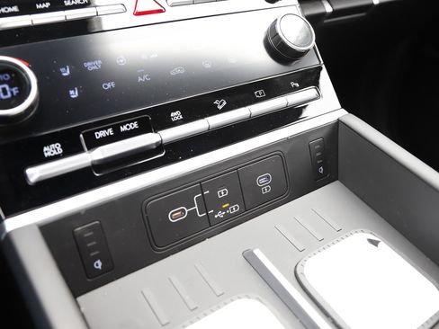 New 2026 Hyundai Santa Fe Limited AWD/4WD image 30