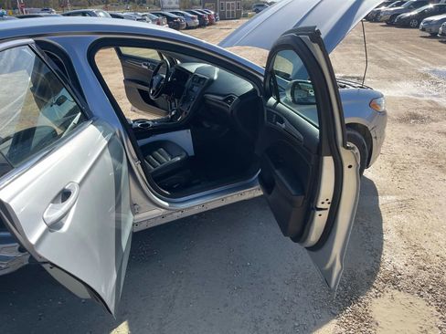 Used 2013 Ford Fusion SE image 11