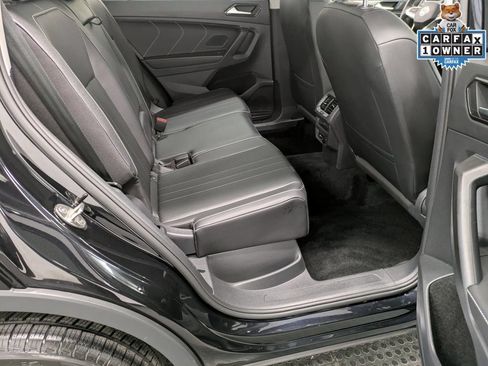 Used 2022 Volkswagen Tiguan SE AWD/4WD image 31