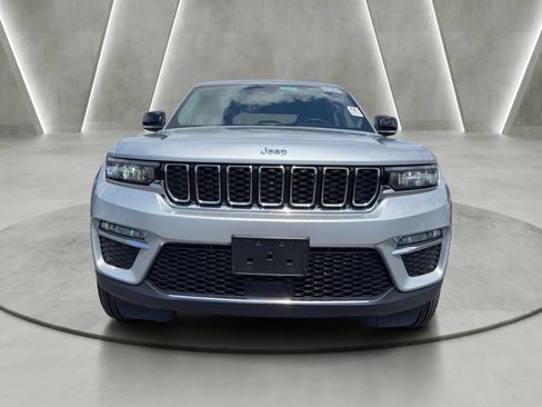 Used 2023 Jeep Grand Cherokee 4WD 4xe image 2