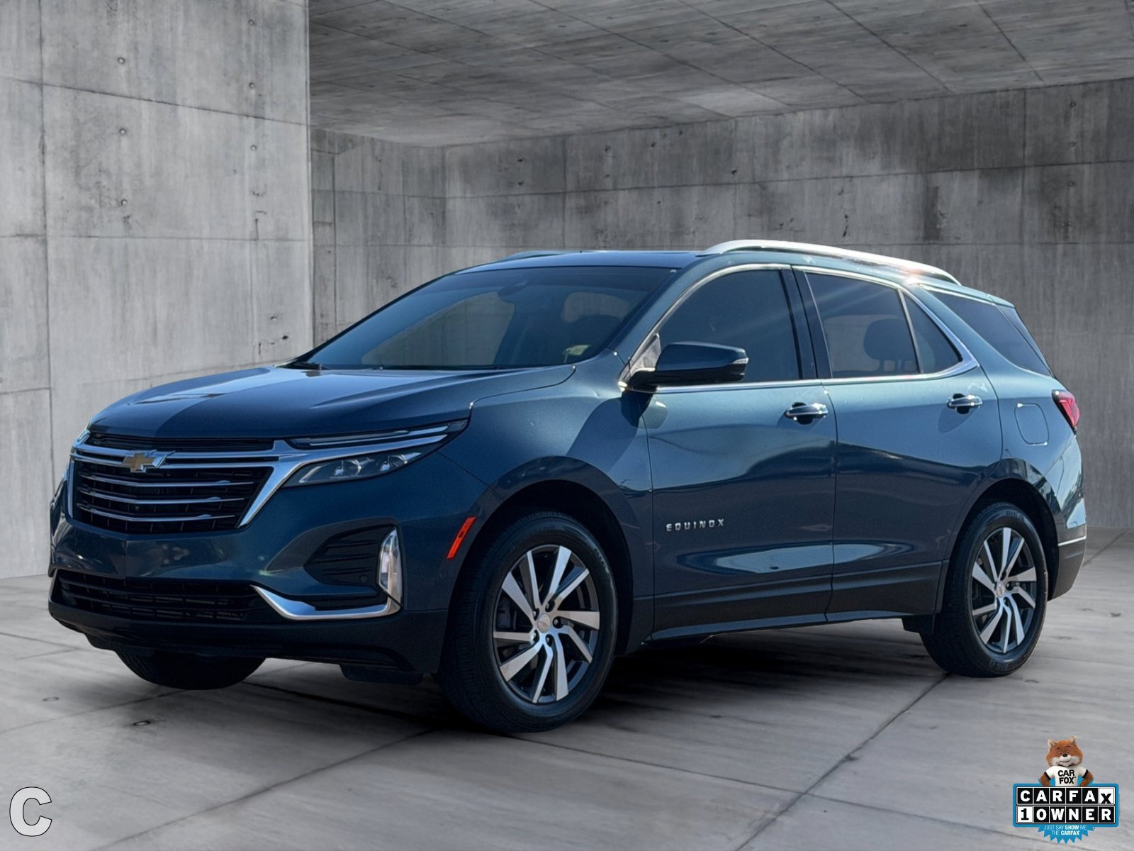 Certified 2024 Chevrolet Equinox Premier AWD/4WD image 2