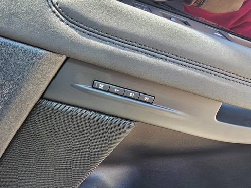 Used 2020 Land Rover Range Rover Evoque SE AWD/4WD image 38