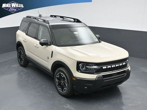 New 2025 Ford Bronco Sport Outer Banks w/ Outer Banks Tech Package+ image 9
