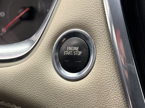 Used 2023 Chevrolet Traverse LS AWD/4WD image 23